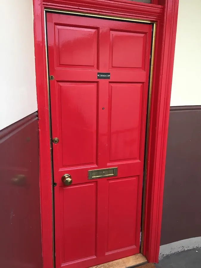 1 Bedroom Apartment In Leafy Morningside Edynburg