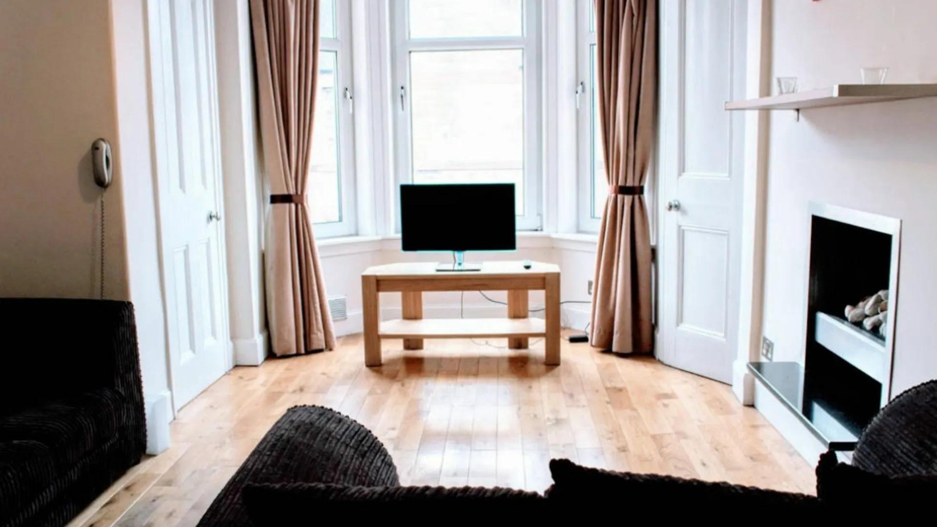 1 Bedroom Apartment In Leafy Morningside Edynburg