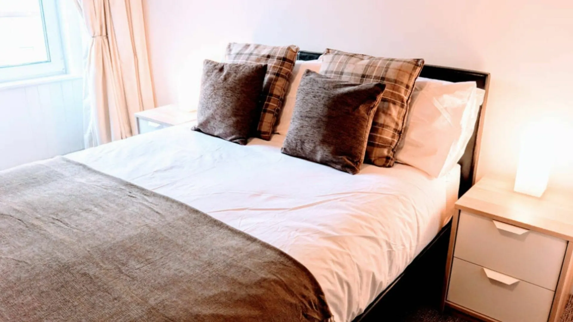 1 Bedroom Apartment In Leafy Morningside Edynburg Wielka Brytania